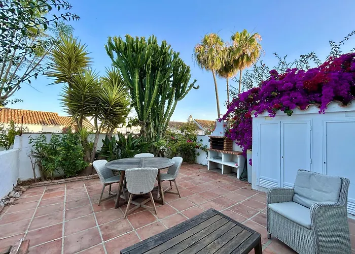 House In Marbella Surrounded By Golf Courses