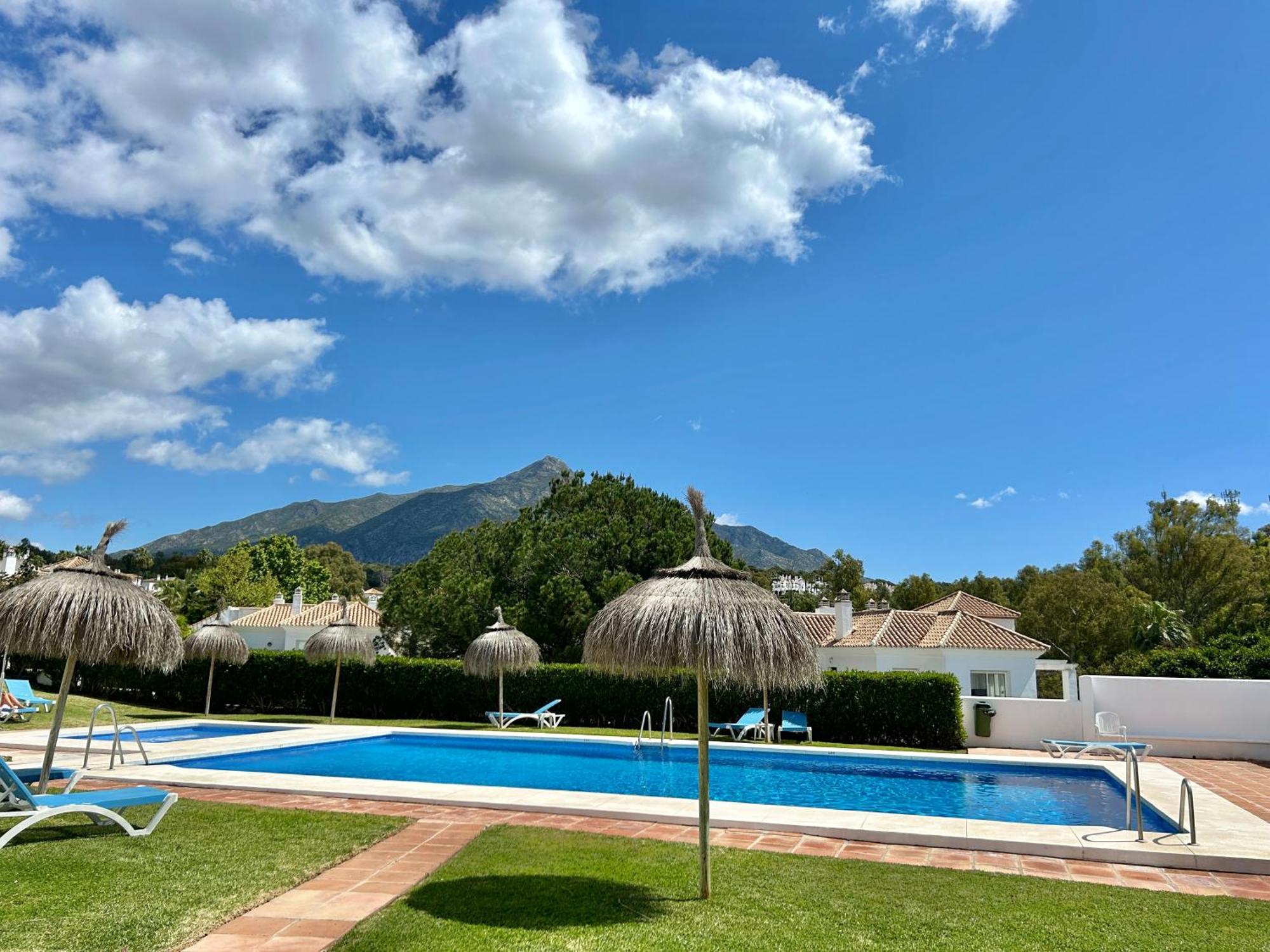 Casa de vacances House In Surrounded By Golf Courses *